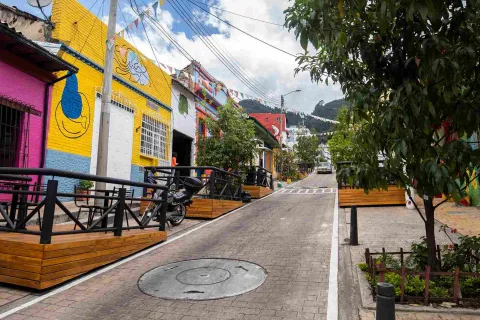 Calle Bonita Gastronomic Area