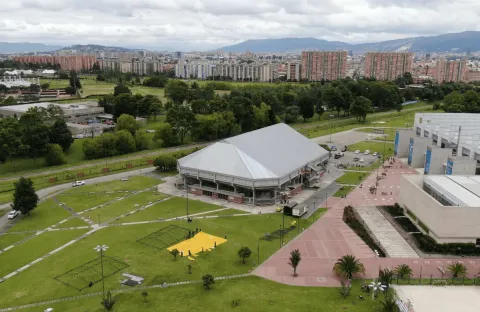 Palacio de los Deportes