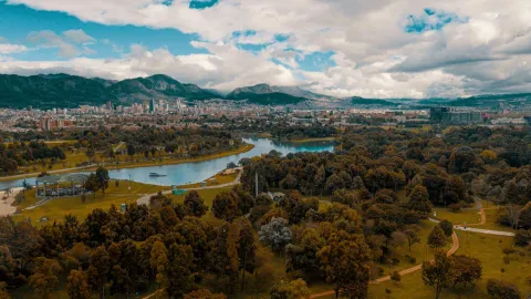 Una escala en Bogotá: descubre cultura, naturaleza, compras y gastronomía a menos de 30 minutos de El Dorado