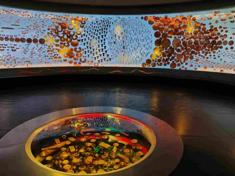One of the exhibition rooms at Bogotá’s Gold Museum, featuring a vast collection of pre-Columbian goldwork and an immersive display recreating the radiance of gold.