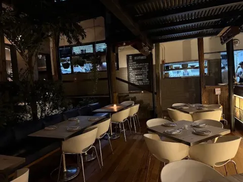 80 Sillas: una experiencia de mar que combina frescura, sabor y cocina de autor