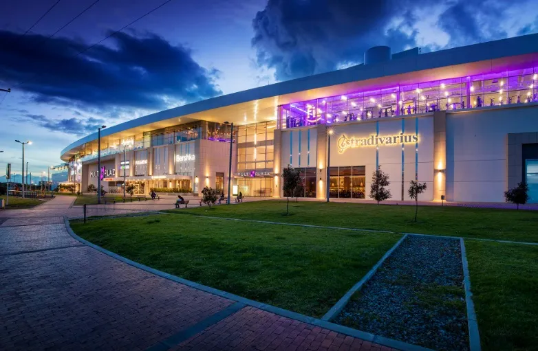 Multiplaza Centro Comercial