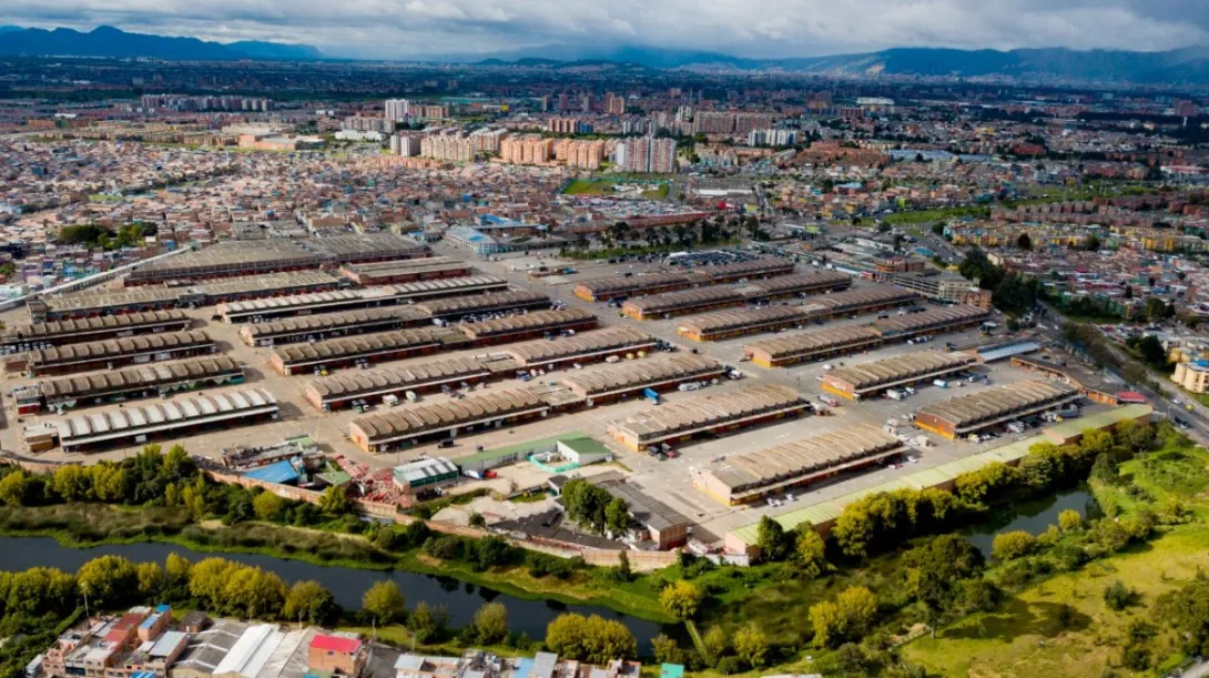 Corabastos: Corazón Gastronómico de Bogotá